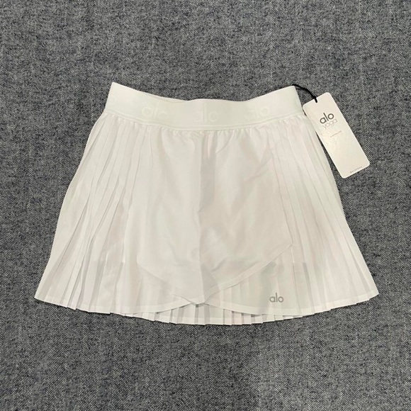 ALO Yoga Dresses & Skirts - Alo Aces Tennis Skirt | size s